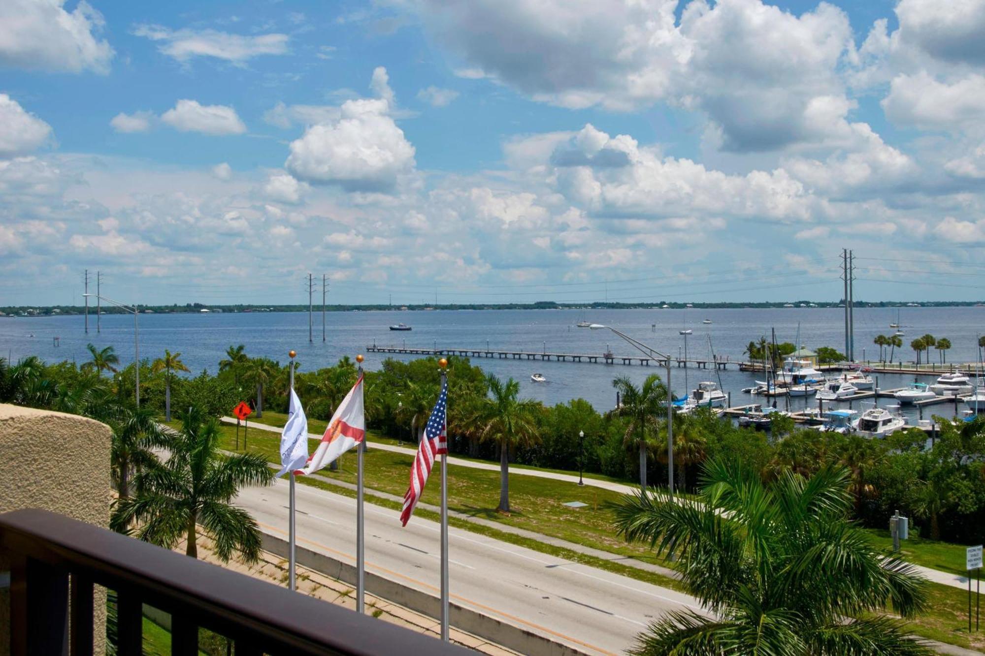 Four Points By Sheraton Punta Gorda Harborside المظهر الخارجي الصورة